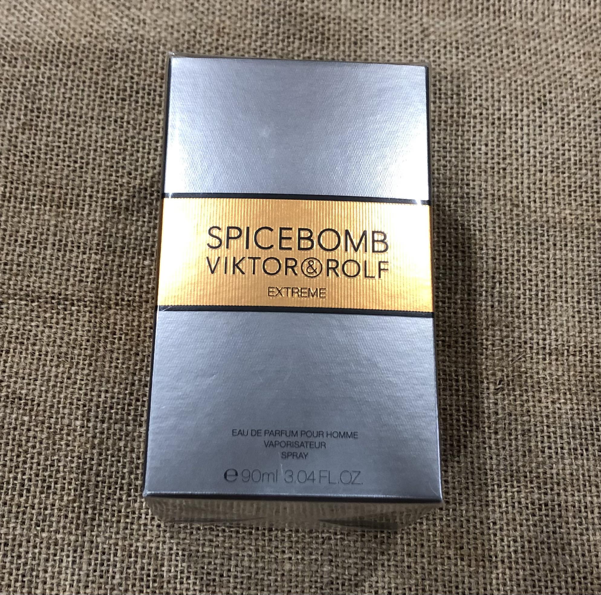 Nước Hoa Nam Viktor & Rolf Spicebomb Extreme Eau De Parfum - 90 Ml